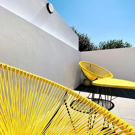 Atico Dalai - Escapada Romantica Con Jacuzzi Y Terraza Privada Vilanova de Arousa