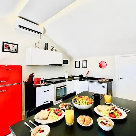 Atico Dalai - Escapada Romantica Con Jacuzzi Y Terraza Privada Apartament *